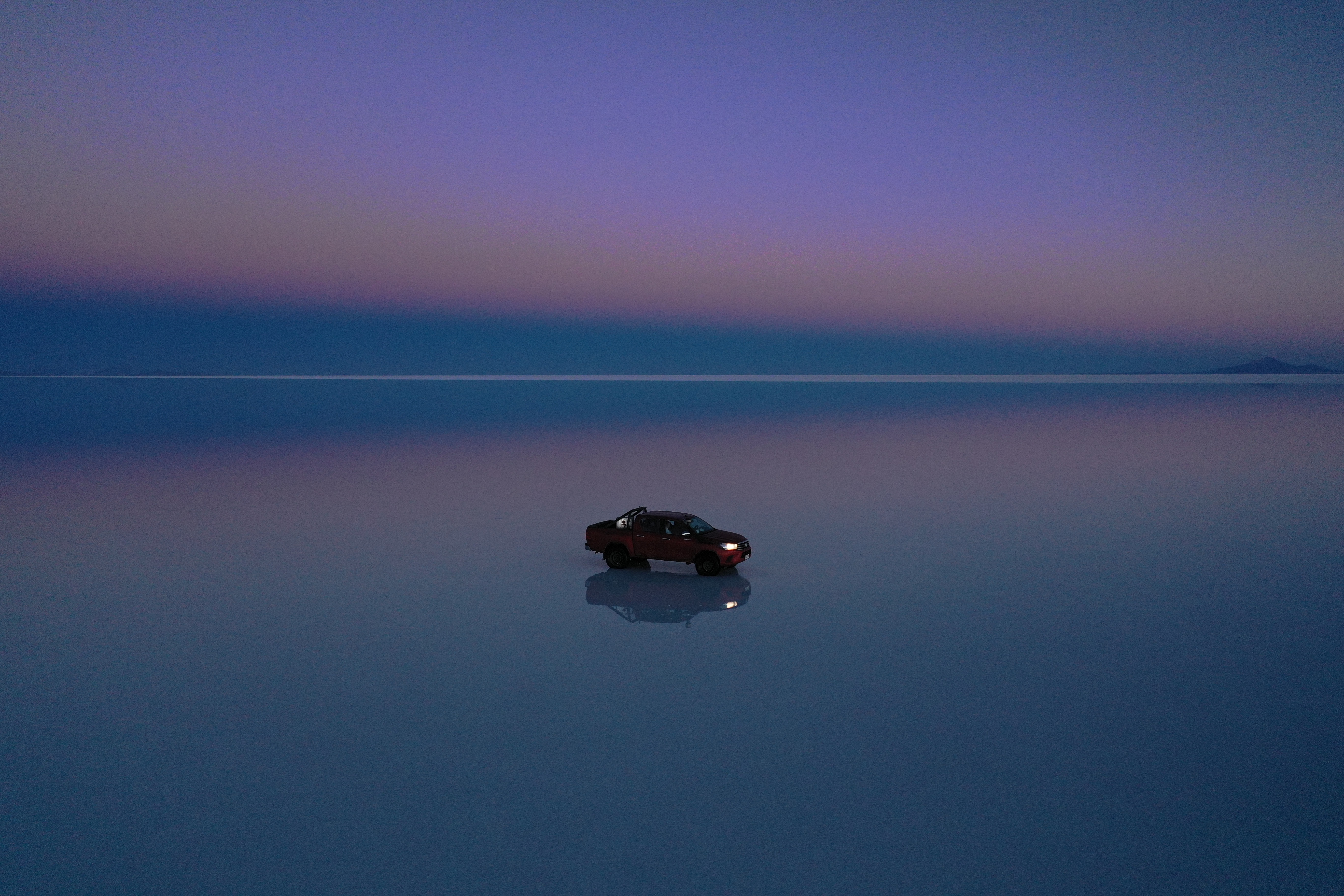 夜明け前のウユニ塩湖