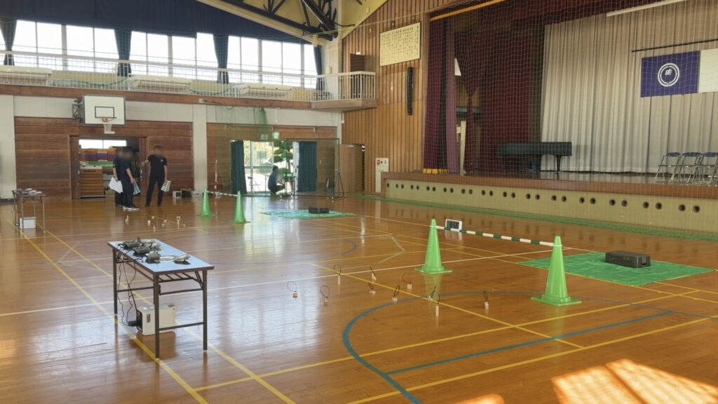 東庄小学校体育館のドローンファイト競技コート