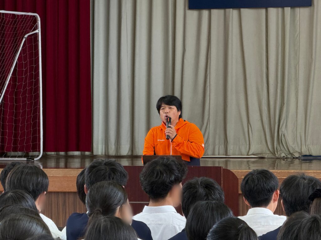 一般社団法人国際ドローン協会（IDA）代表理事榎本幸太郎による講義